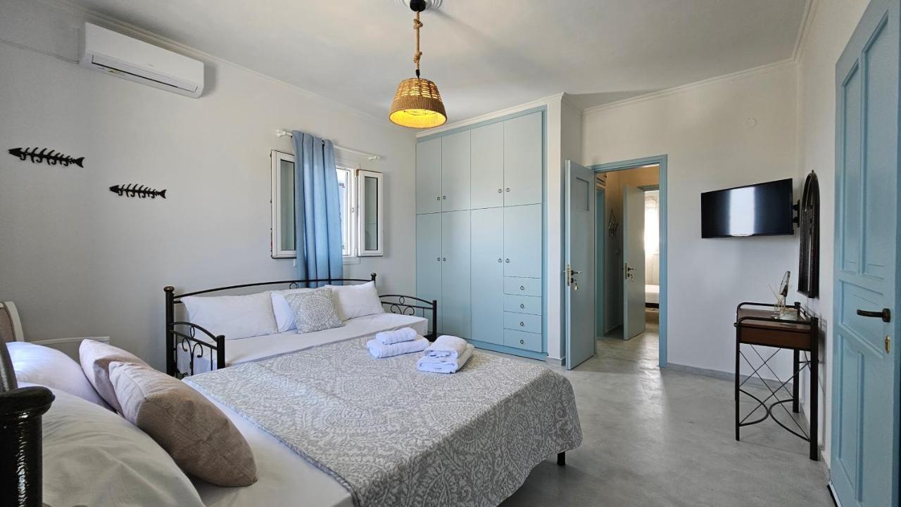 Bayview Villa With Jaccuzi - Milos Zefiria Exterior photo